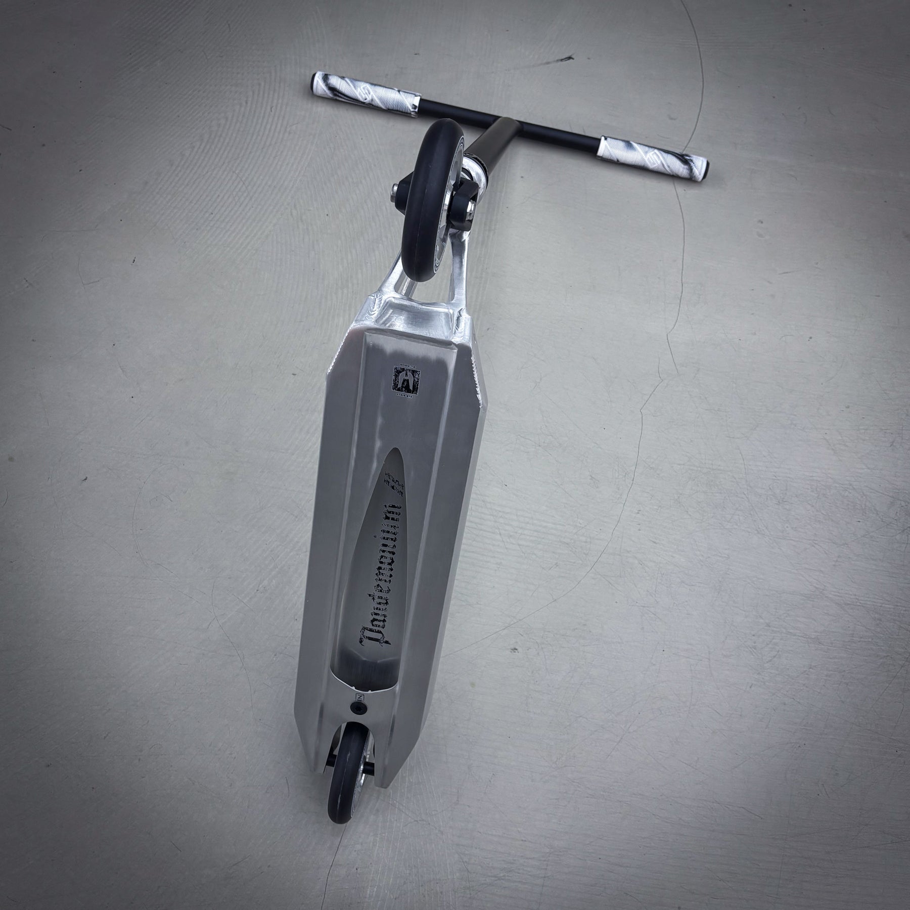 Striker Ethic Silver/Black Custom Løbehjul - Silver/Black-ScootWorld.dk