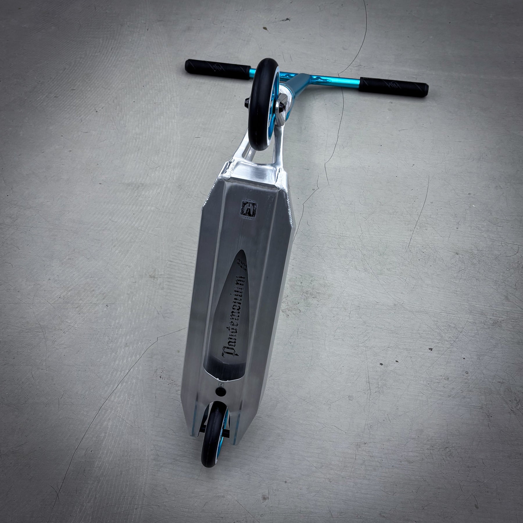 Striker Pande Raw/Teal Essence Custom Løbehjul - Raw/Teal-ScootWorld.dk