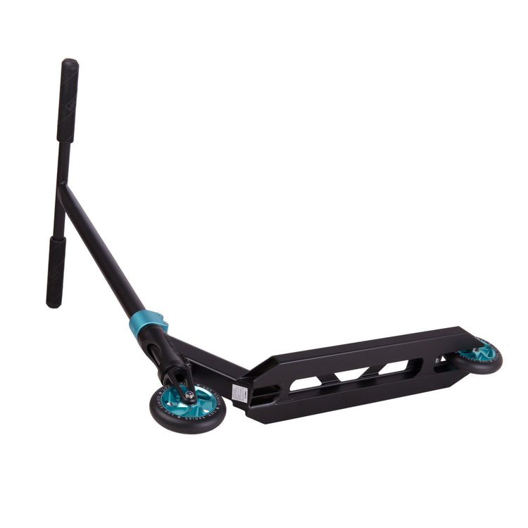 Striker Essential Stuntstep - Black/Teal
